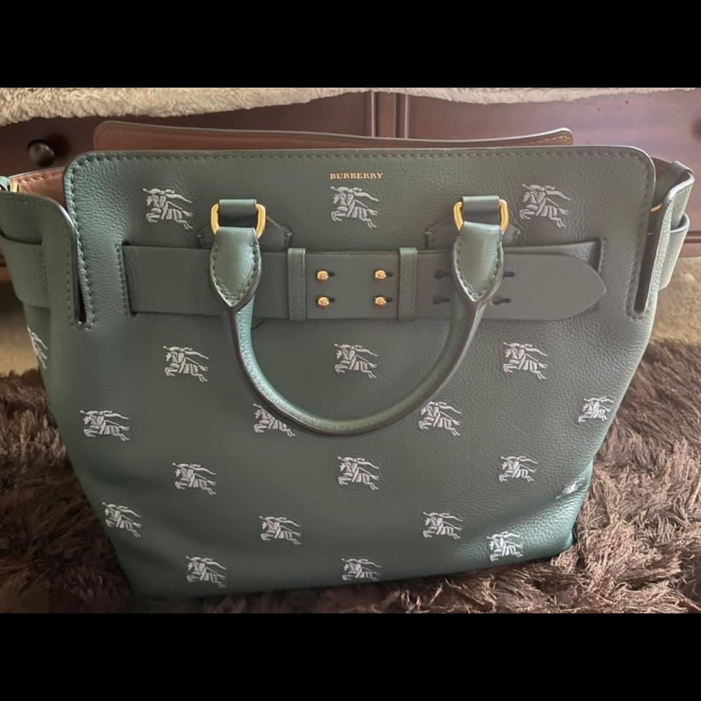 Burberry belt bag medium size brand new with tags